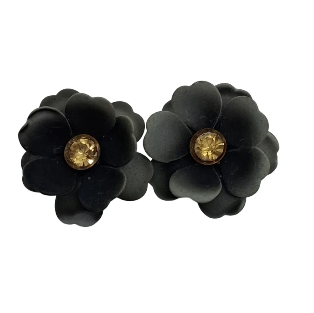 🌸 Vintage Black/Grey Matte Flower Clip-On Earrings w/ Amber Crystal